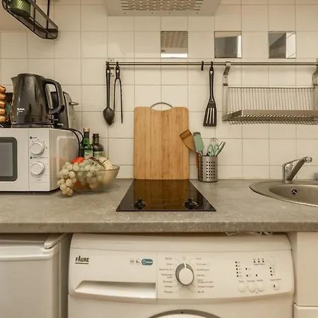 Apartment Charming City-center Flat With Terrace *
